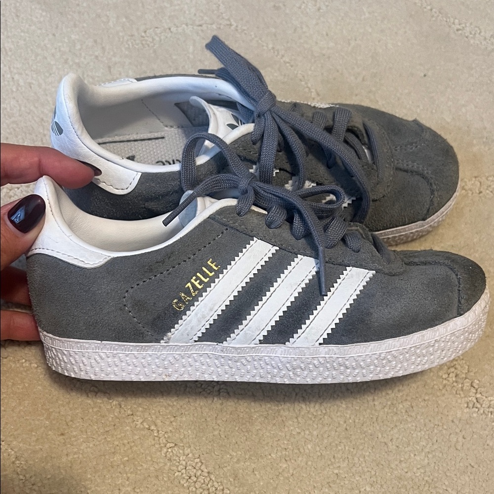 Kids Adidas Gazelle Suede Sneakers in Gray and White